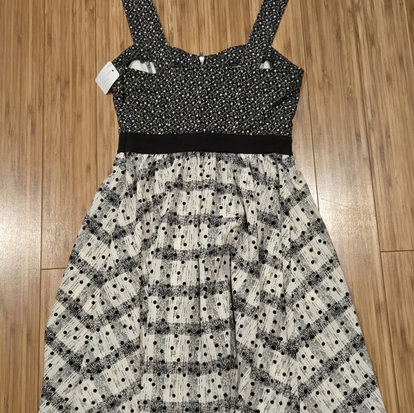 NWOT Kimchi Blue Dress - Picture 7 of 7